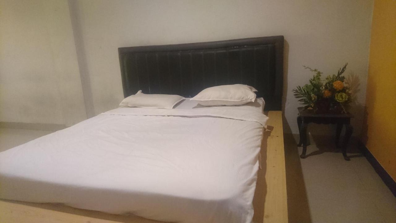 Sz Nine One Hotel Medan Buitenkant foto