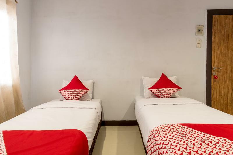 Sz Nine One Hotel Medan Buitenkant foto